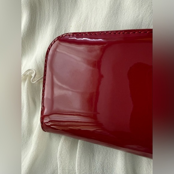 Kate Spade Devin Patent Bifold Wallet - Picture 7 of 15